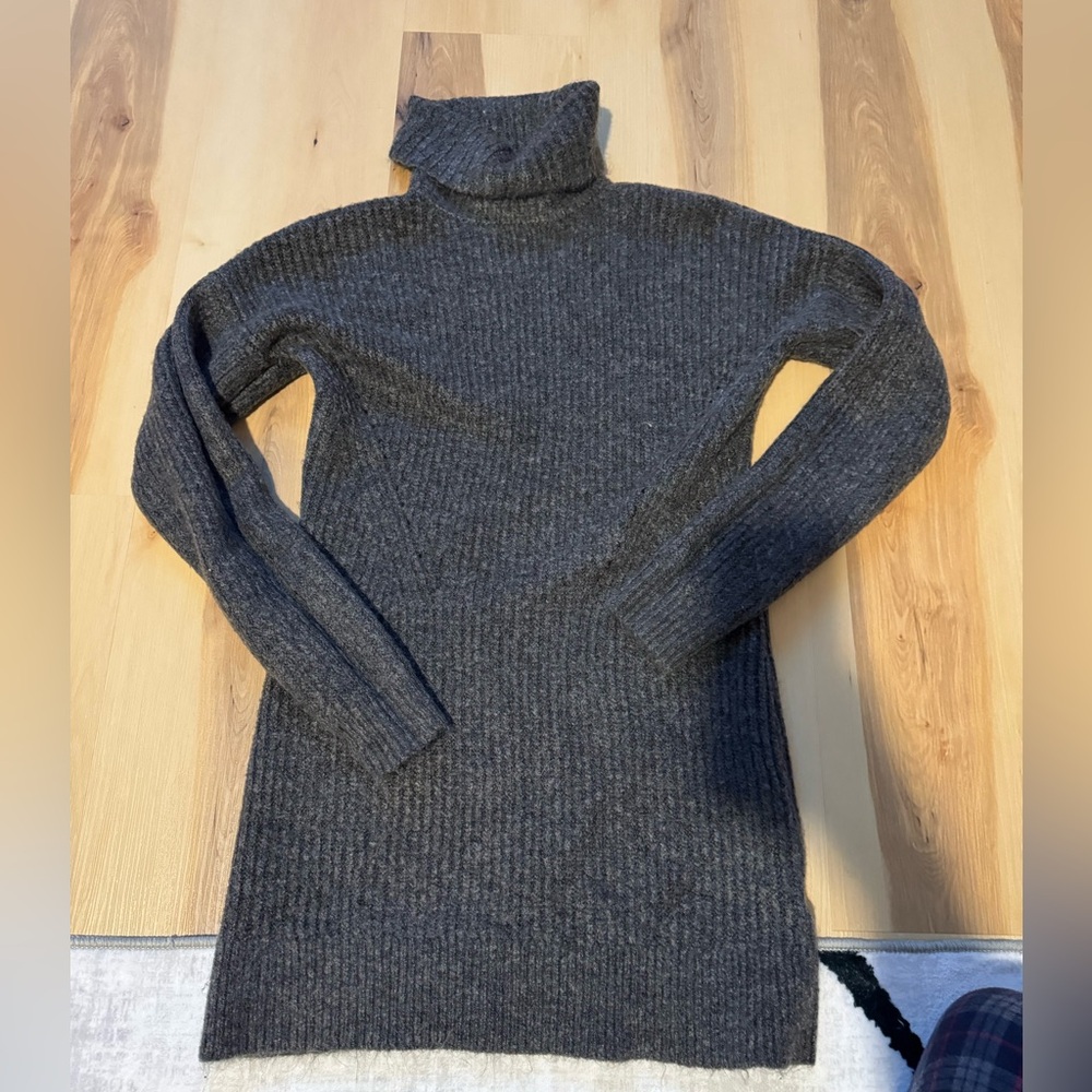Abercrombie Turtleneck Dress
